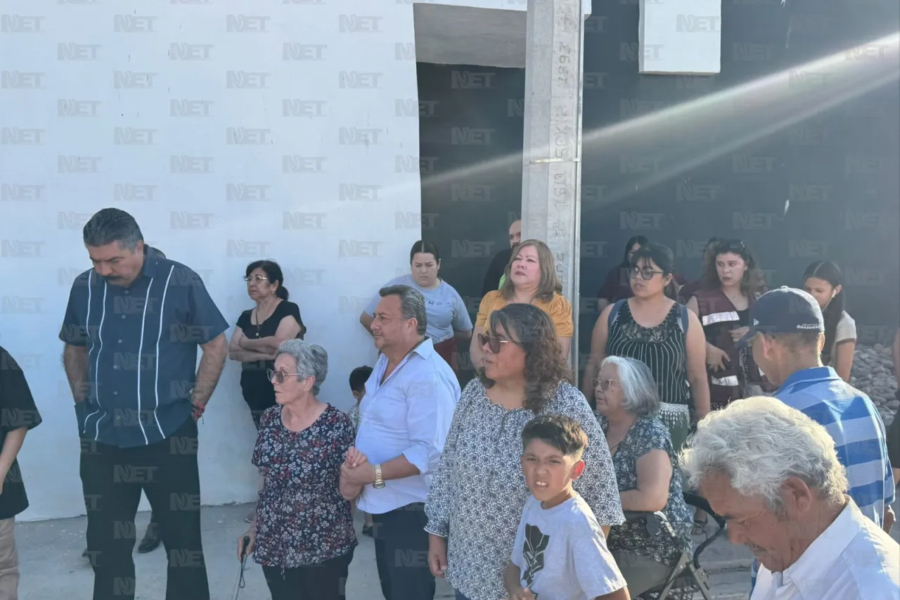 Pusieron ciudadanos 25% para pavimentar calle, Municipio el resto