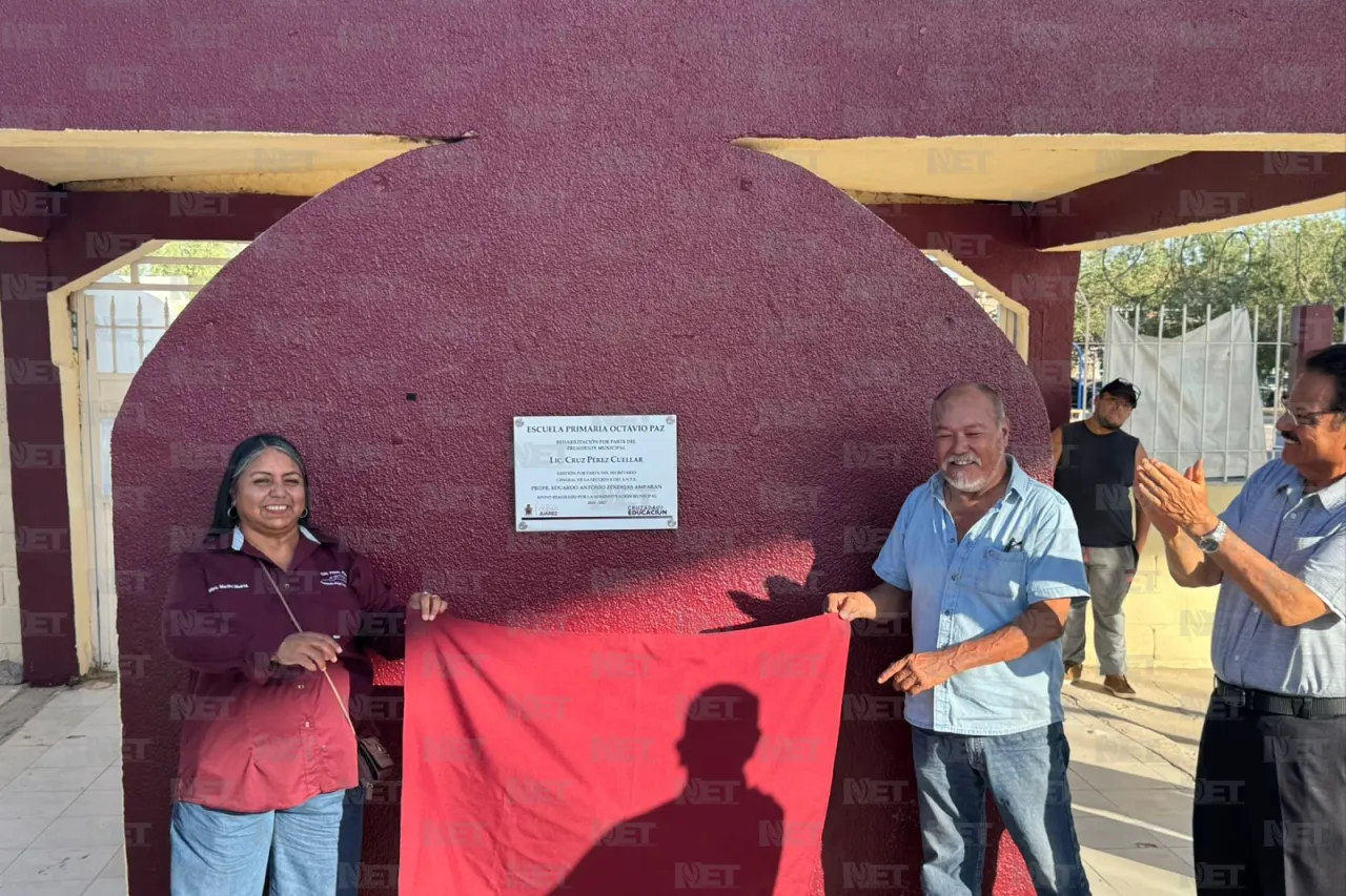 Entrega alcalde obras en escuela primaria Octavio Paz