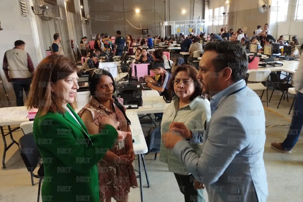 Magistrada del TEE supervisa simulacro de conteo en Asamblea Distrital Bravos