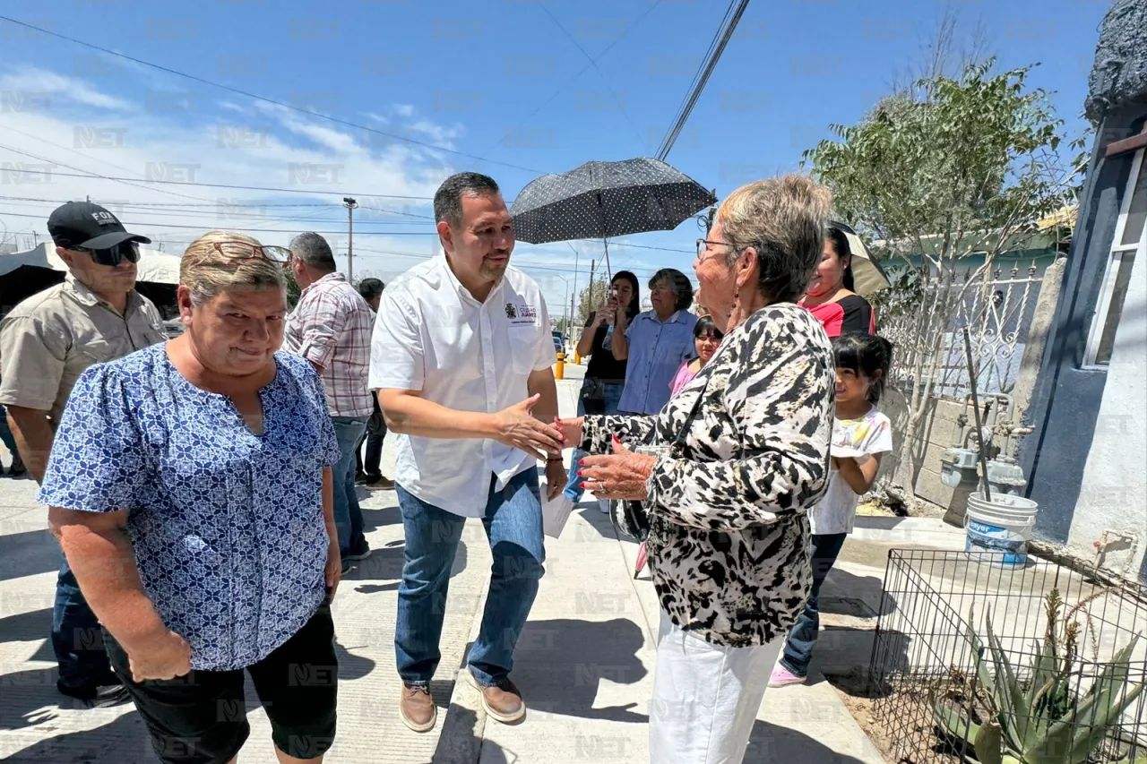 Entregan dos calles rehabilitadas en la colonia El Granjero