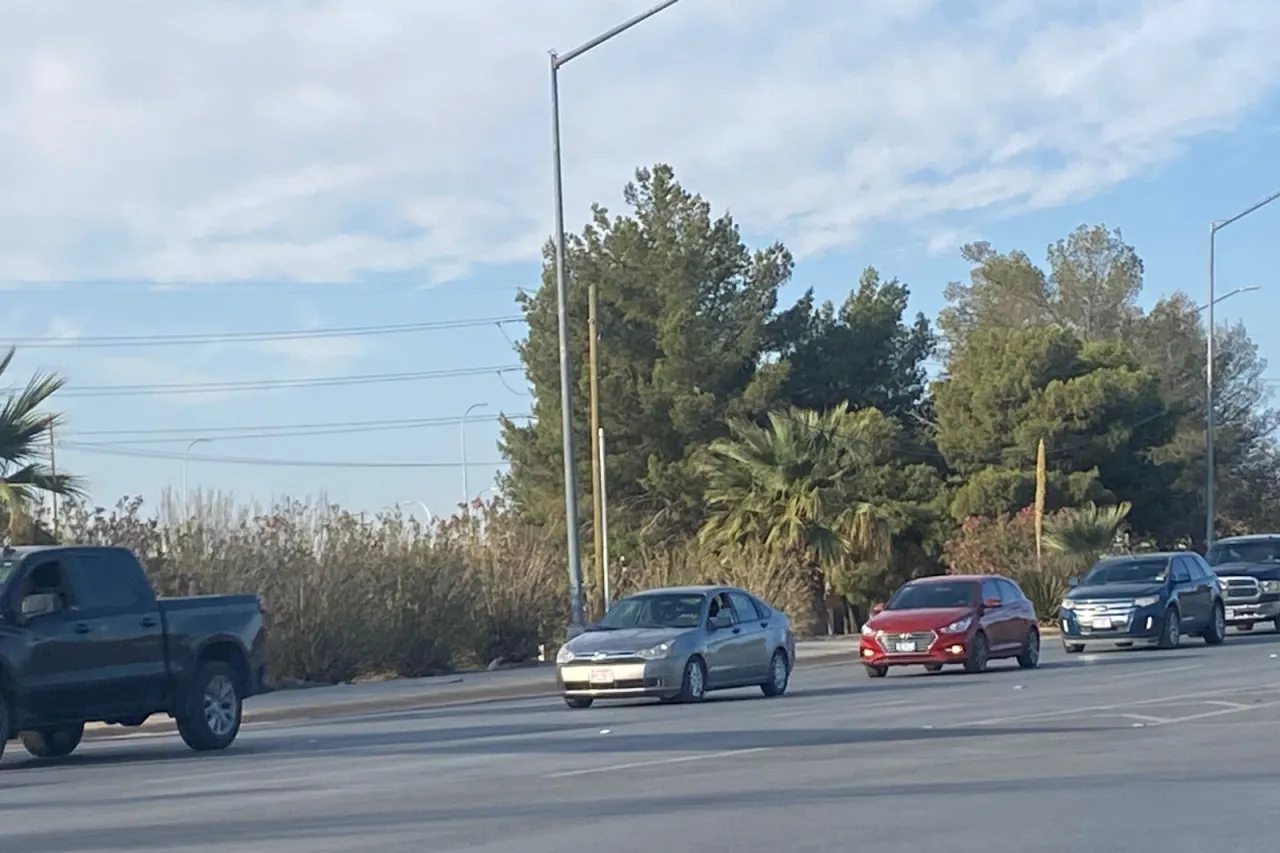 Alrededor de 45 minutos para cruzar a El Paso