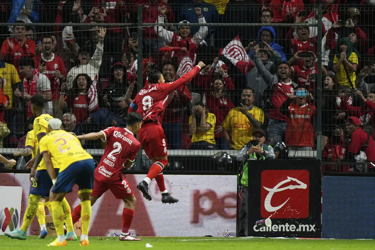 Toluca vence a América y se corona campeón