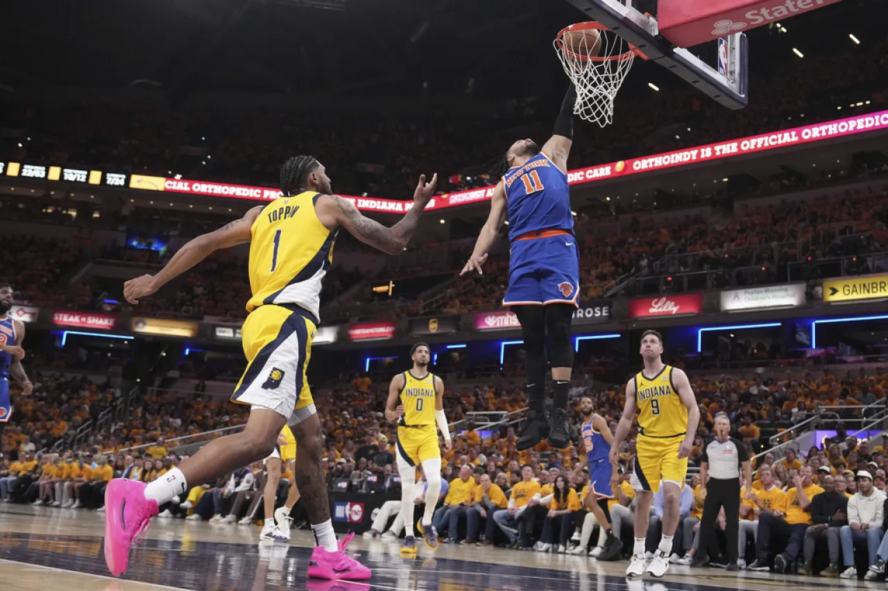 Knicks remontan para vencer a Pacers acerarse 2-1 y en las finales del Este