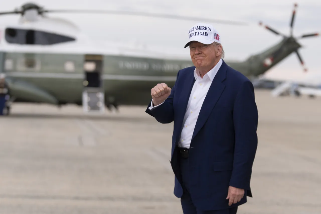 Trump dice que Putin 'se ha vuelto completamente loco'