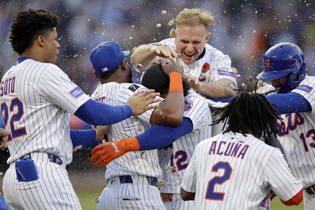 Vencen Mets a Medias Blancas