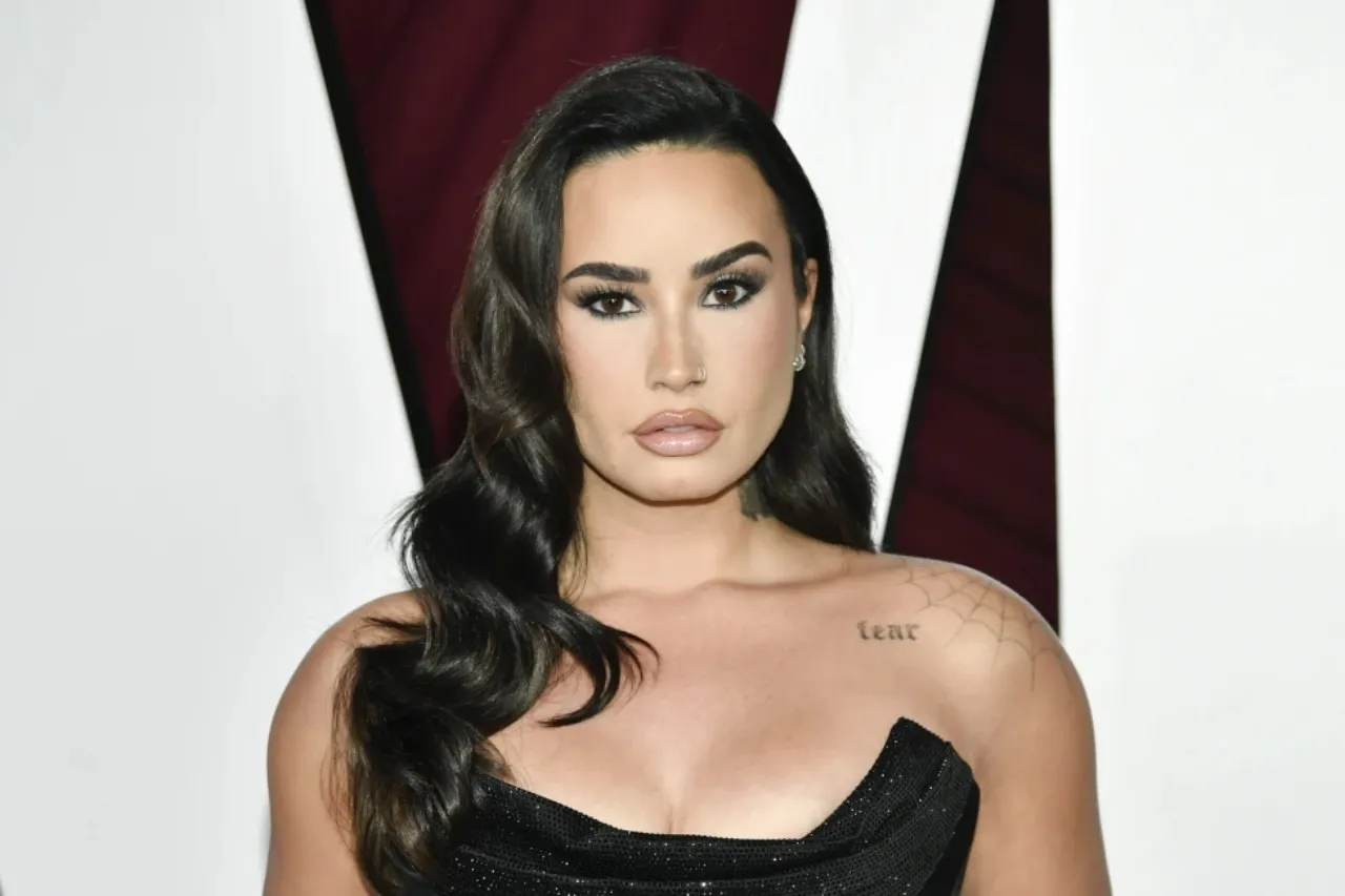 Demi Lovato se casa con el cantautor Jordan 'Jutes' Lutes