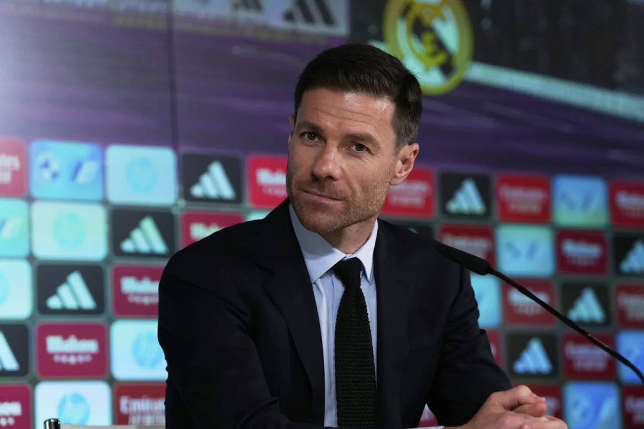 Real Madrid presenta a Xabi Alonso como su nuevo entrenador