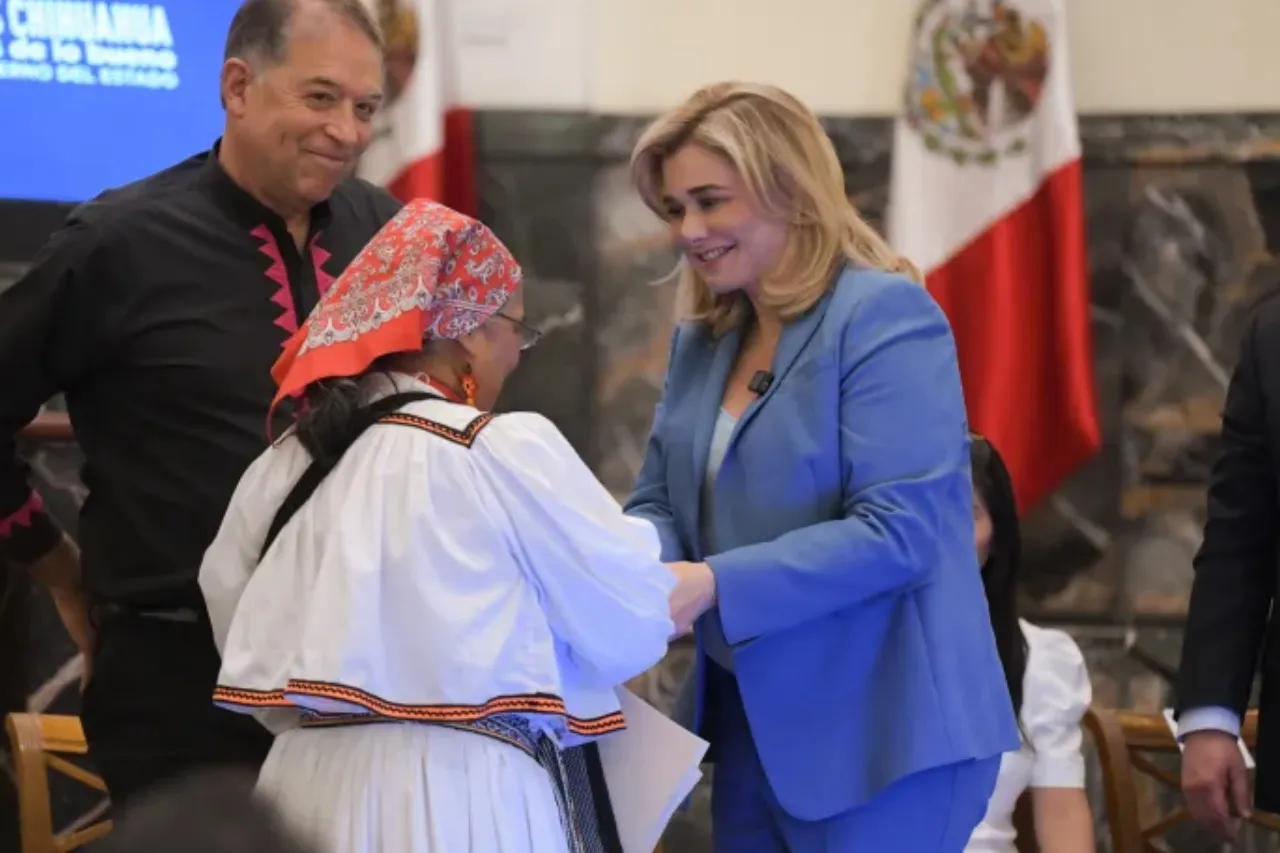 Garantiza Maru justicia incluyente para los pueblos originarios de Chihuahua