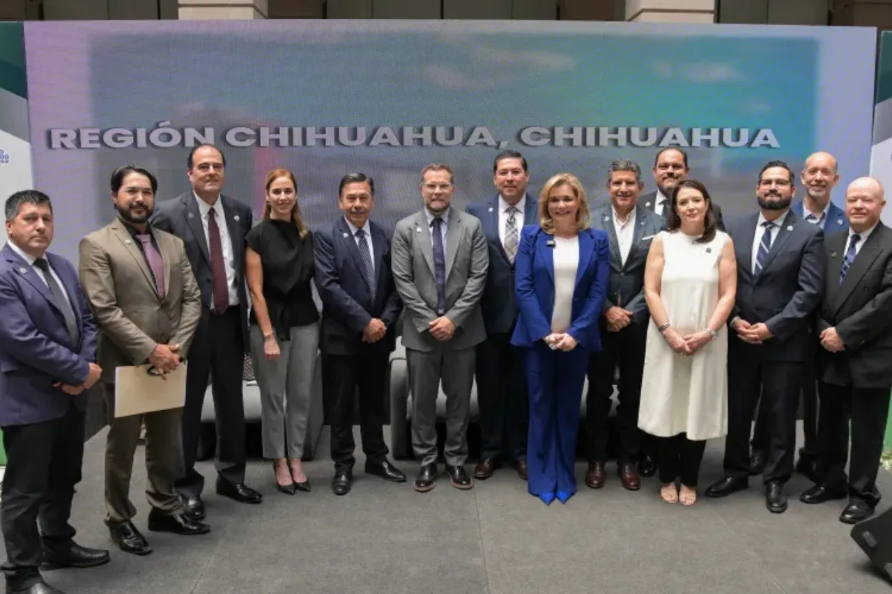 Preside Maru Campos relevo en Codech; Jorge Cruz asume la presidencia