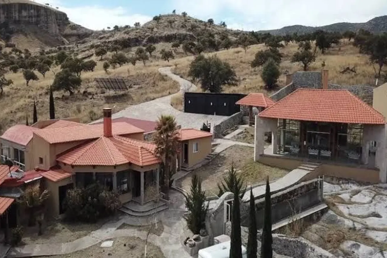 Gana César Duarte un amparo para evitar invasión de su rancho