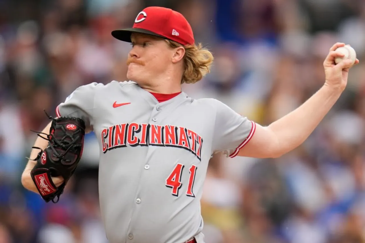 Rojos salen finos a la loma y le gana a Cachorros