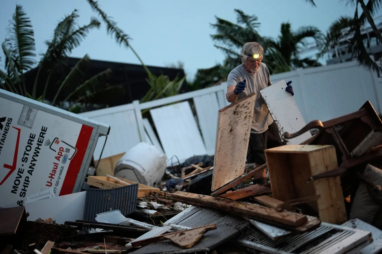 Todos los habitantes de Florida deben prepararse para la temporada de huracanes
