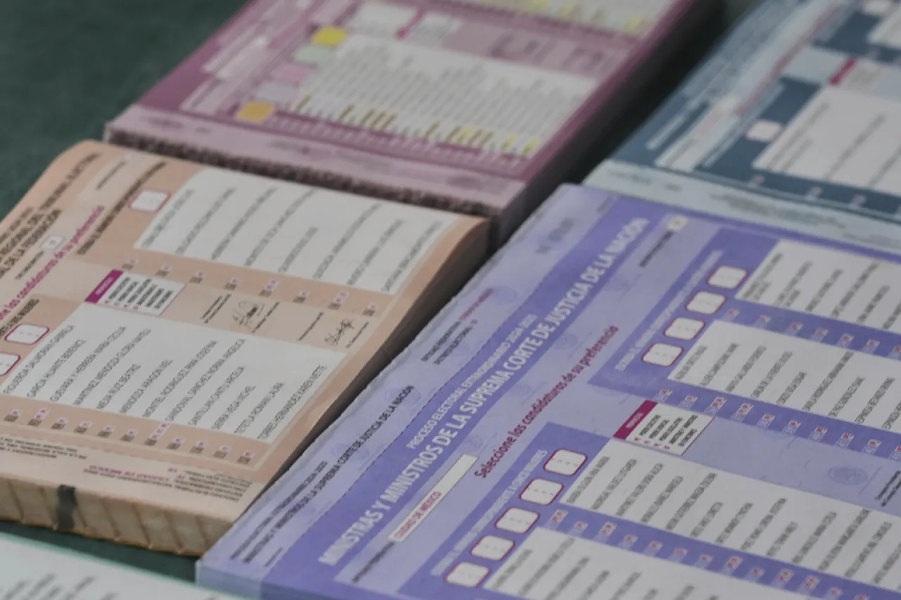 Dudas, desconocimiento de candidatos y líos al votar; México elige a sus jueces