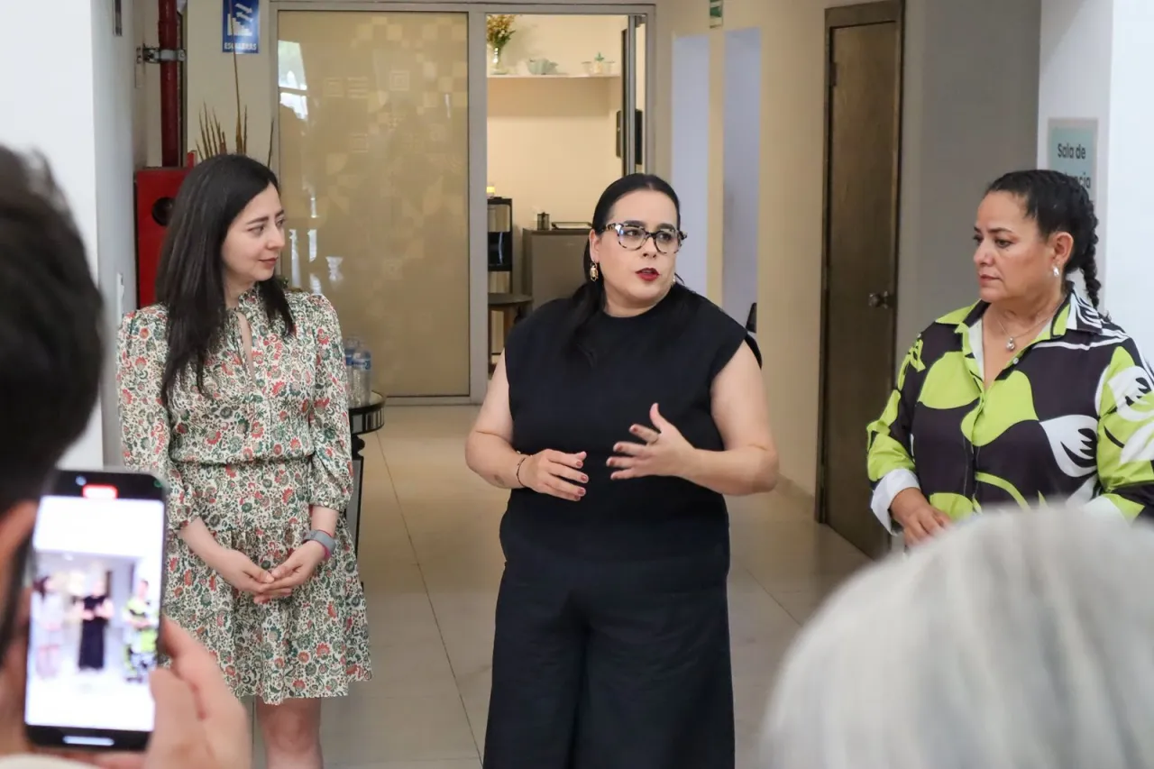 Inauguran sala de lactancia materna en la Secretaría de Cultura