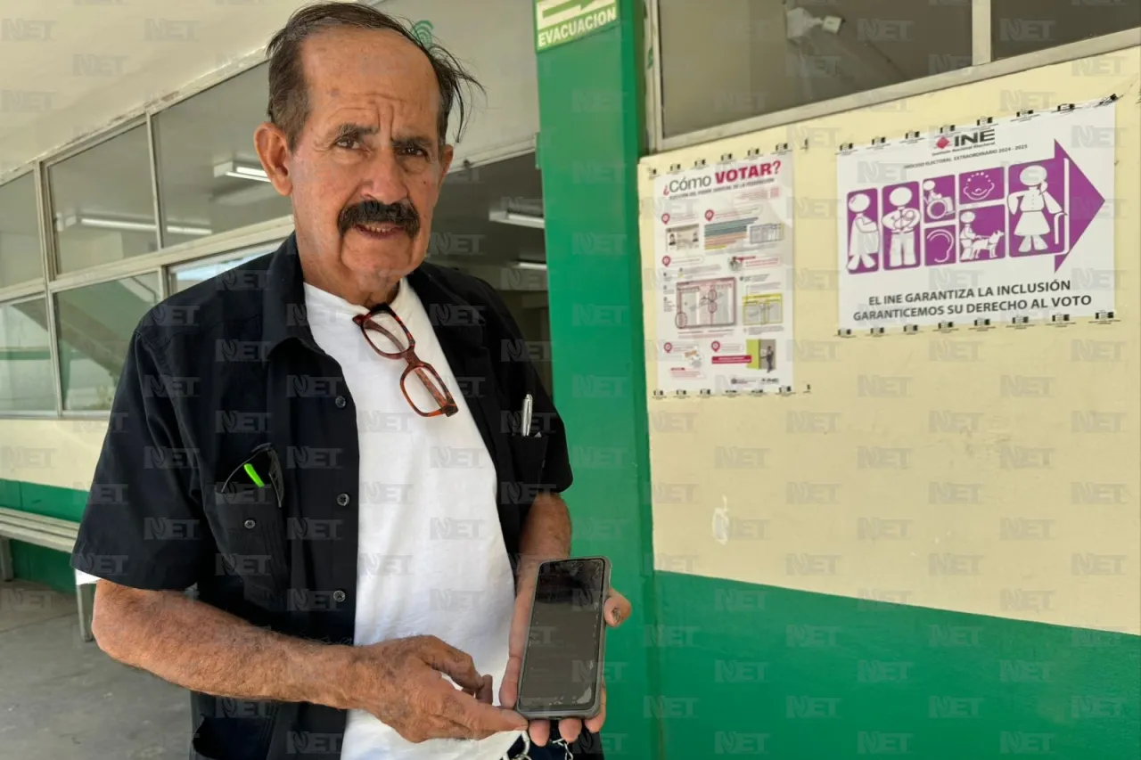 Acuden adultos mayores con ‘acordeón’ para votar