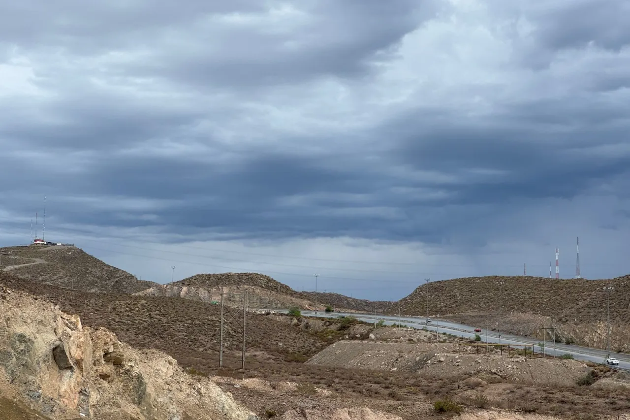 Galería: Luvias y paisajes nublados visten a la Sierra de Juárez esta mañana