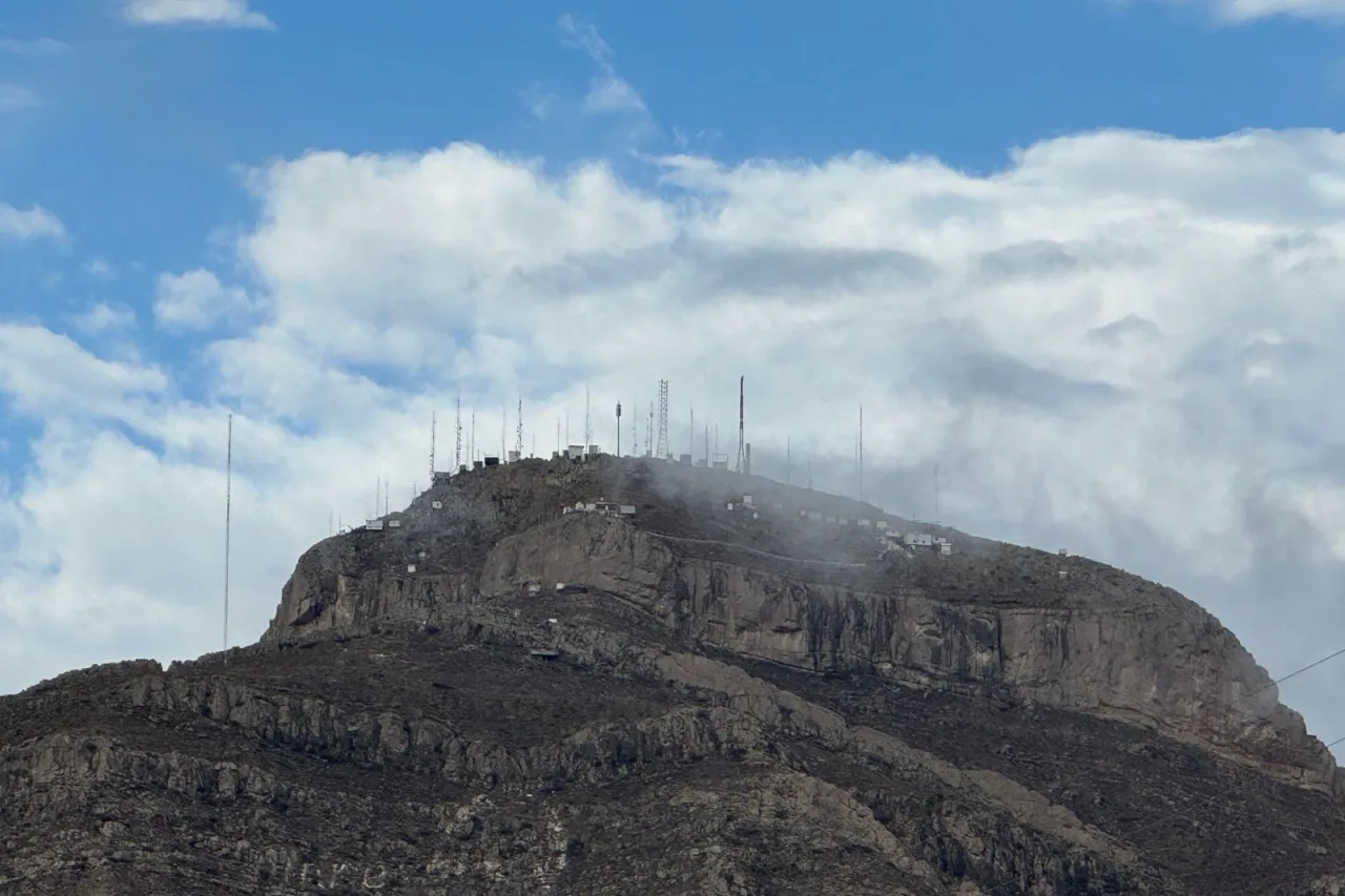 Galería: Luvias y paisajes nublados visten a la Sierra de Juárez esta mañana