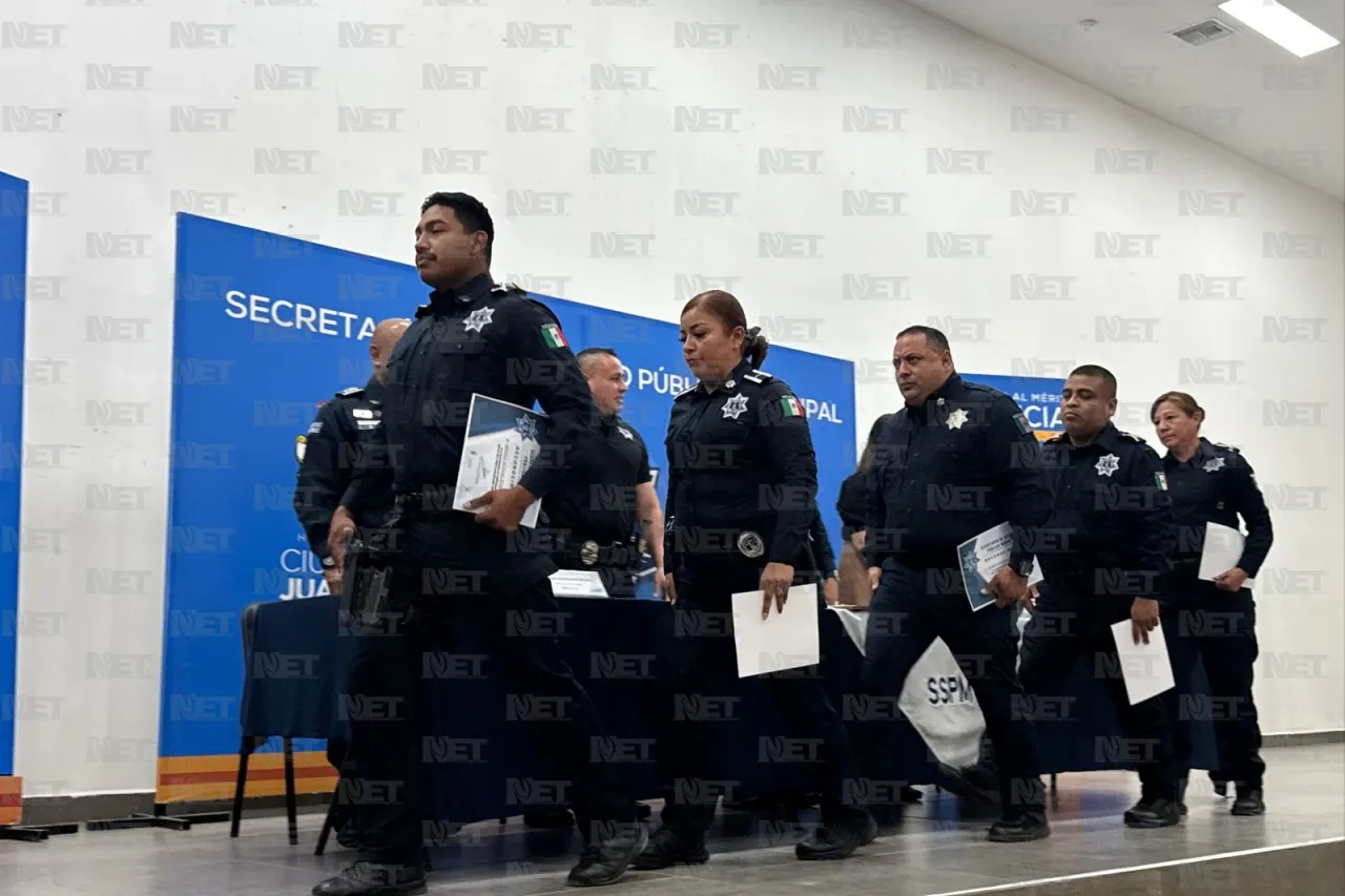 Reconocen a policías destacados en ceremonia oficial