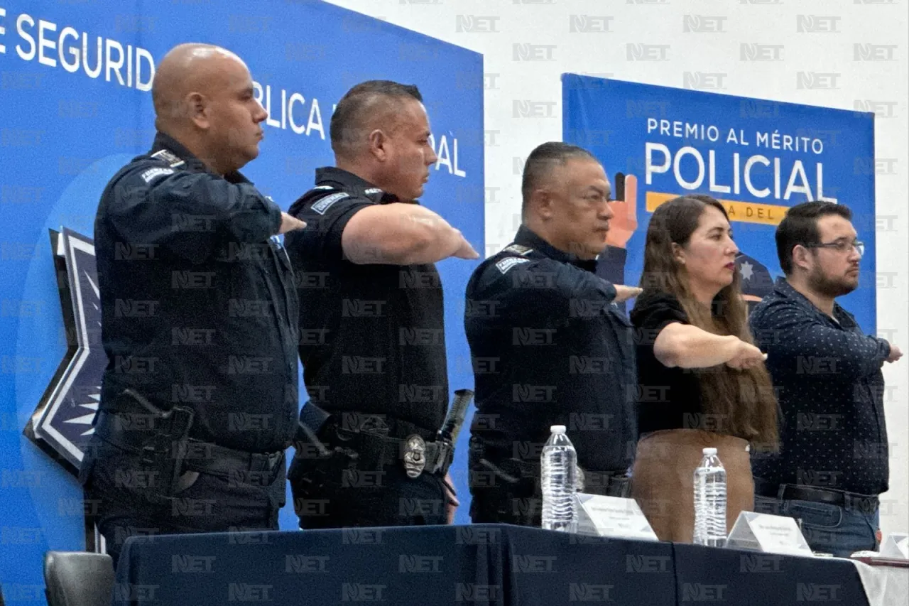 Reconocen a policías destacados en ceremonia oficial