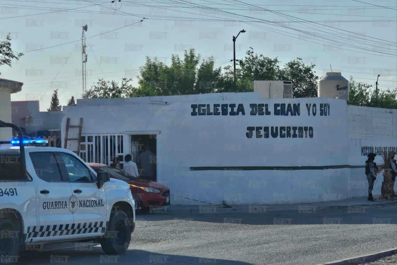 Contraste: Alababan en templo a un costado de escena de masacre