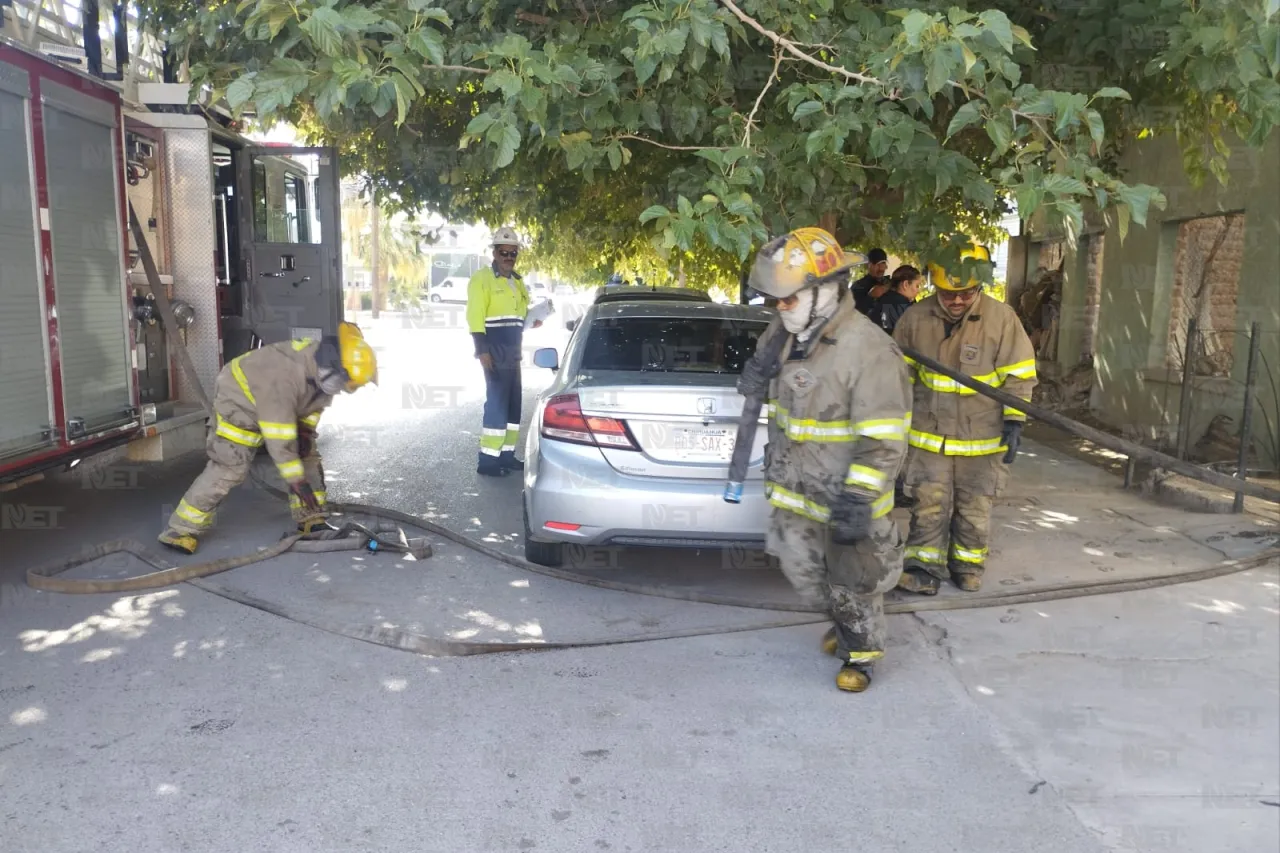 Se incendia tapia en la colonia Partido Romero