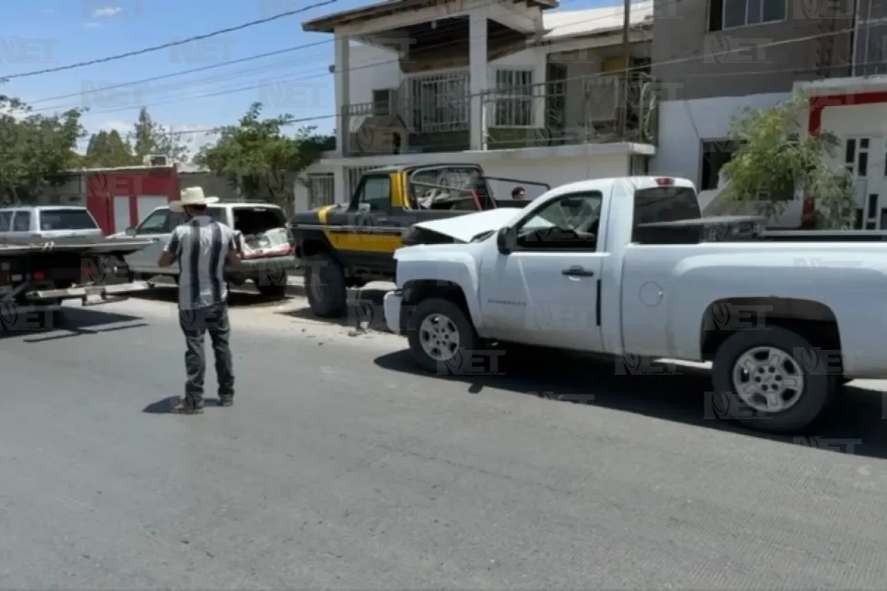 Hombre muere prensado entre vehículos tras choque en El Granjero