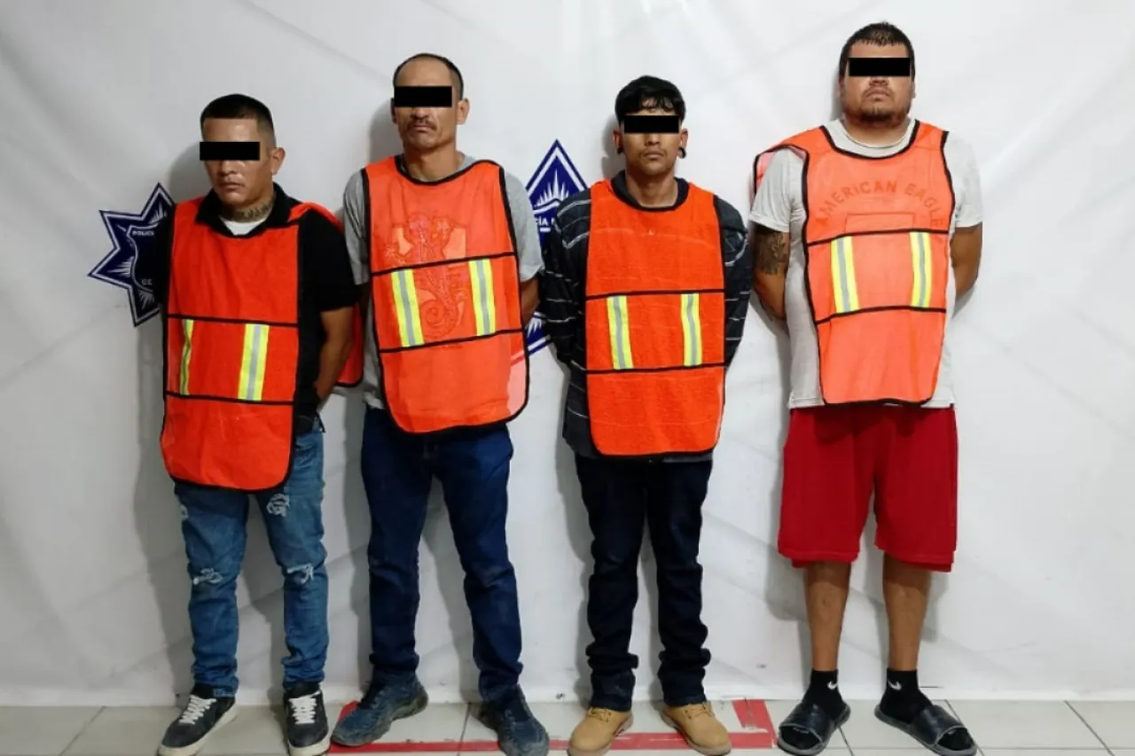 Arrestan a cuatro hombres armados por intento de ejecución