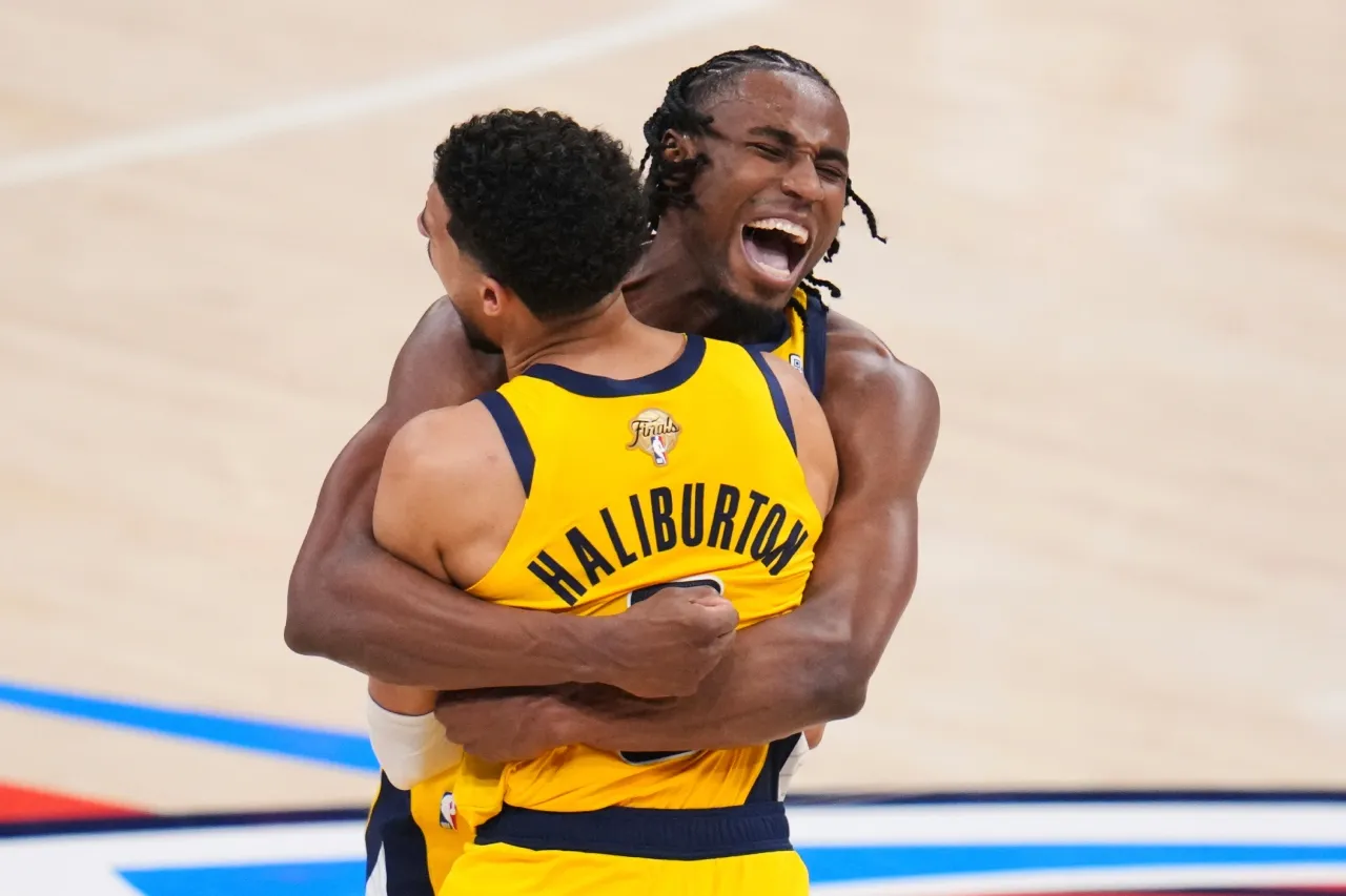 Remontan Pacers a Thunder en primer juego de Finales