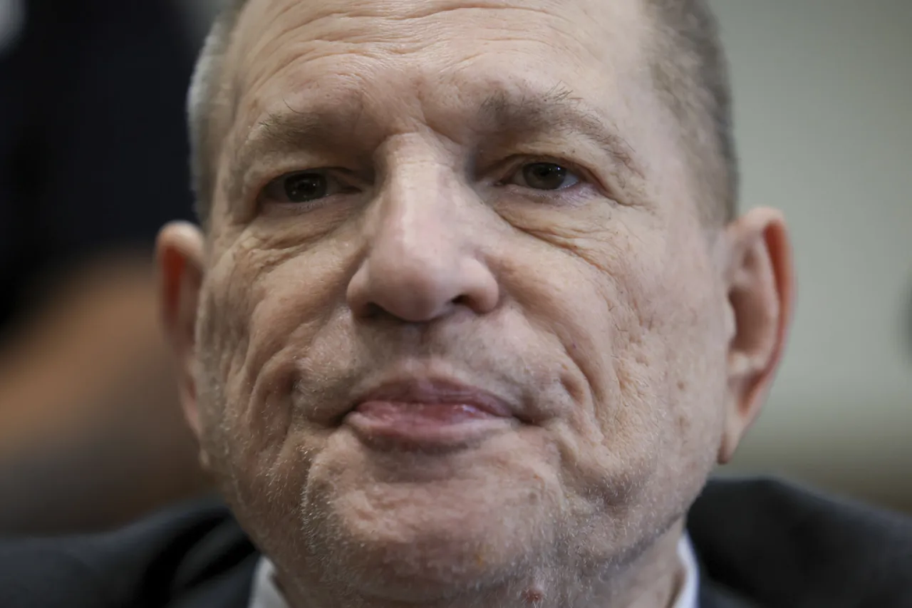 Comienzan las deliberaciones en el nuevo juicio de Harvey Weinstein