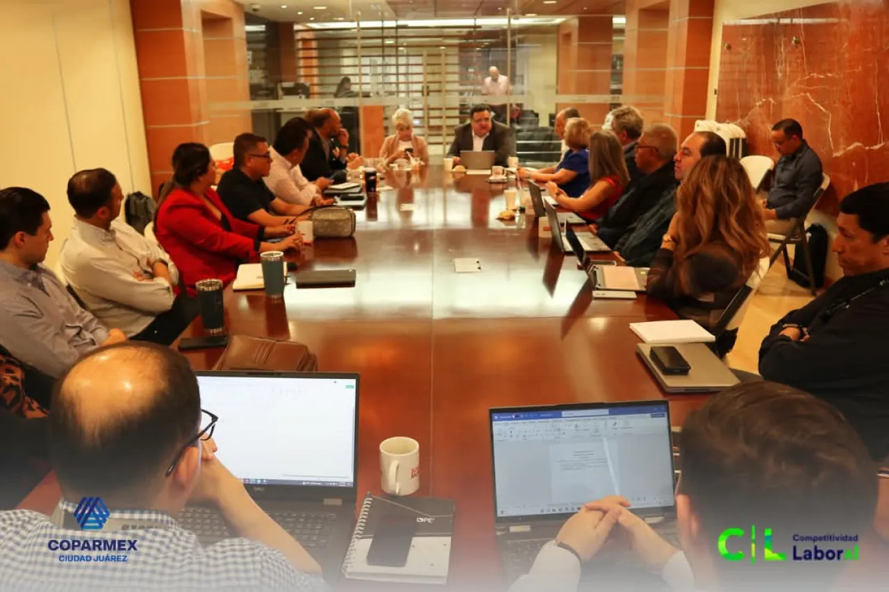 En Mesas de Trabajo analizan reducción de jornada laboral a 40 horas