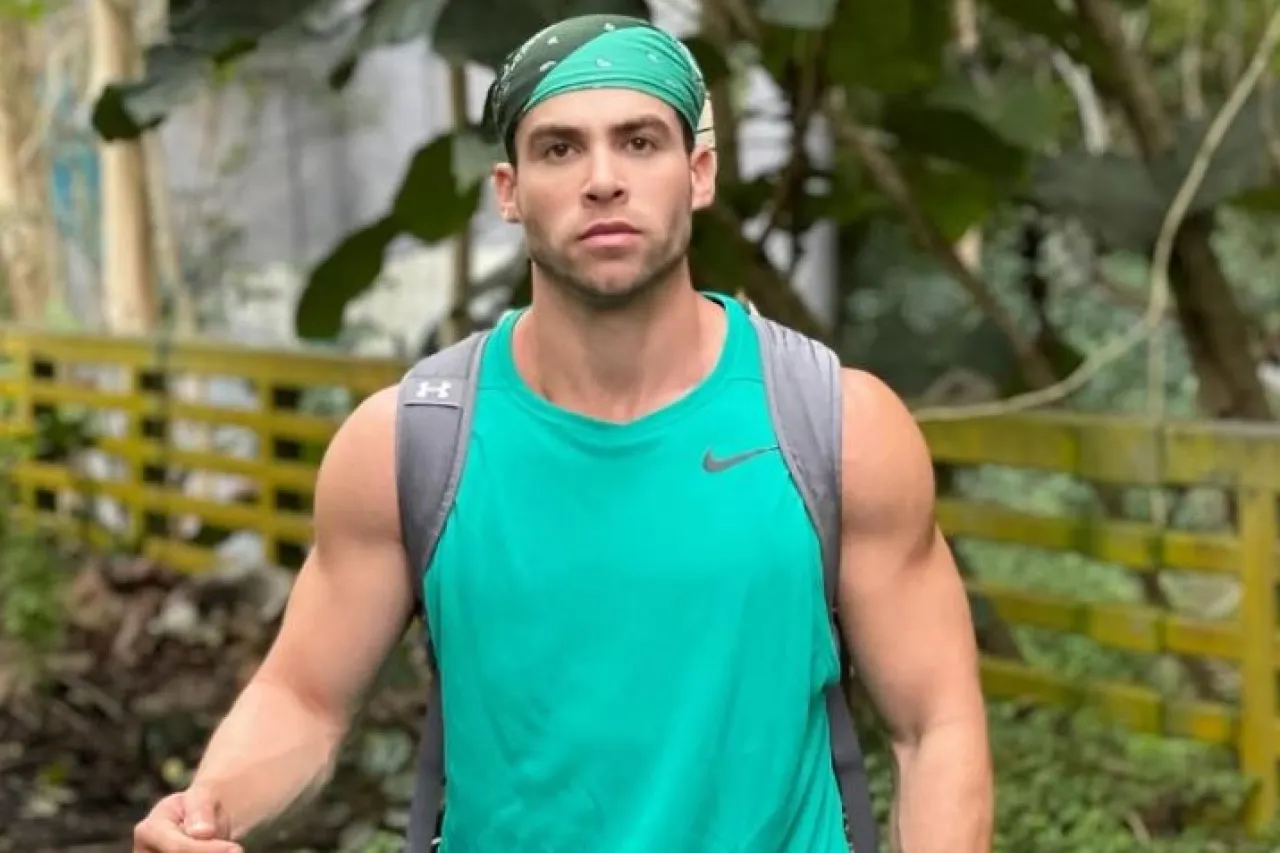 Actor y semifinalista de 'Survivor México', vende su ropa interior usada
