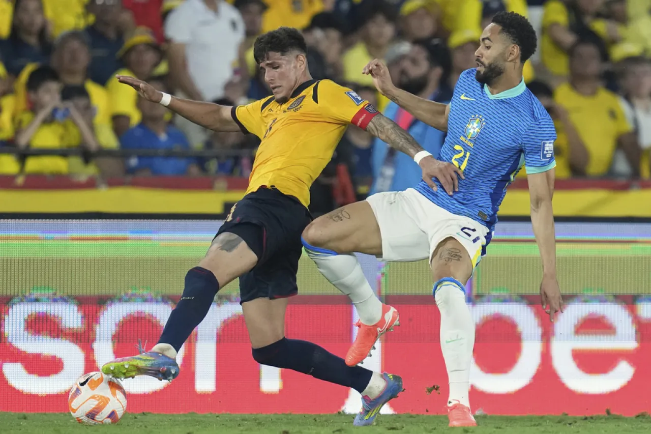 Ecuador se acerca al Mundial con empate ante Brasil