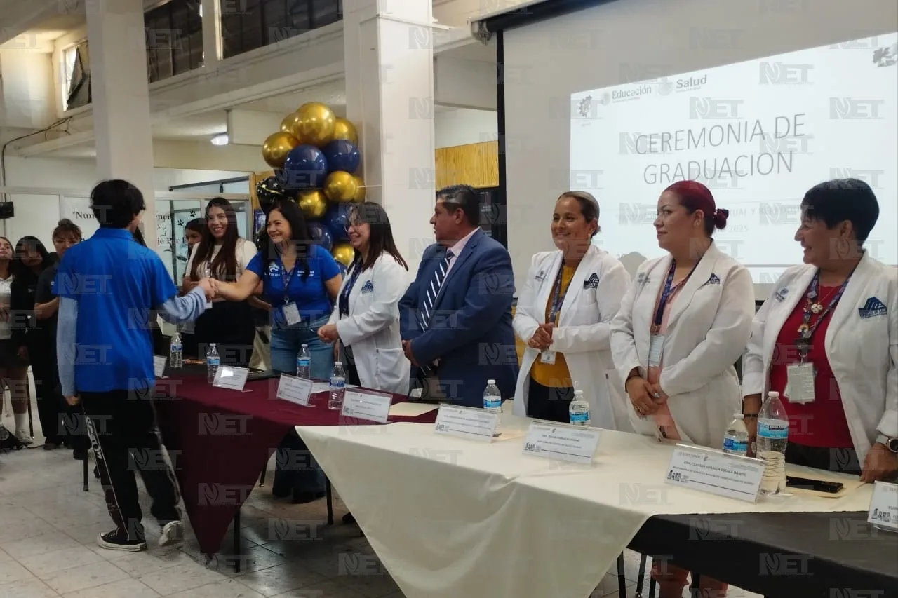 Gradúan alumnos del Cbtis 114 como promotores de salud sexual