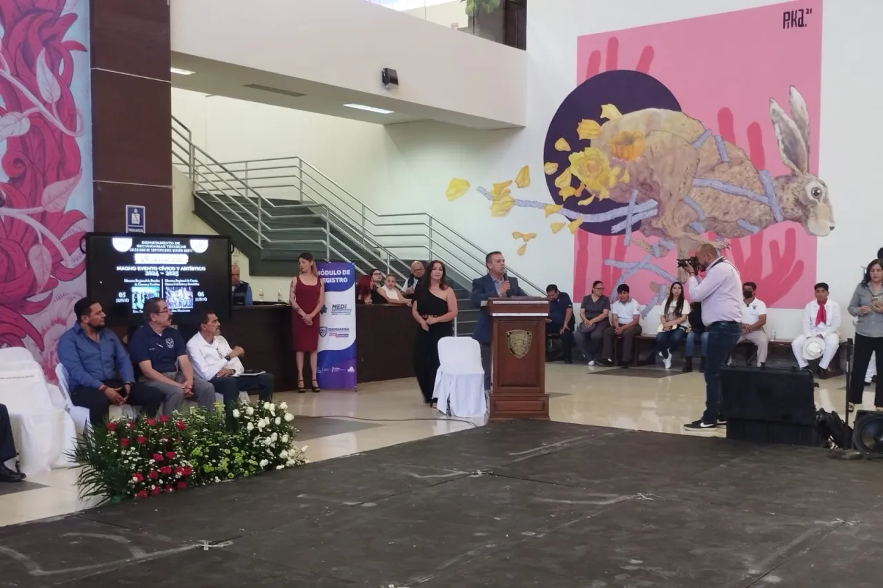 Realizan cierre del Magno evento cívico y artístico en Pueblito Mexicano