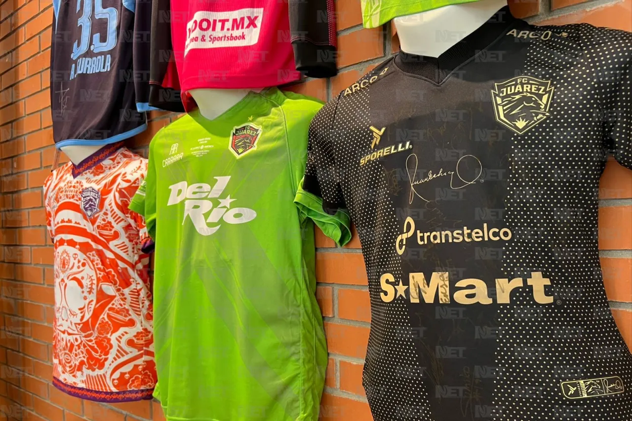 Inauguran exposición por los 10 años del FC Juárez en la Sala de Arte 'Tin Tan'