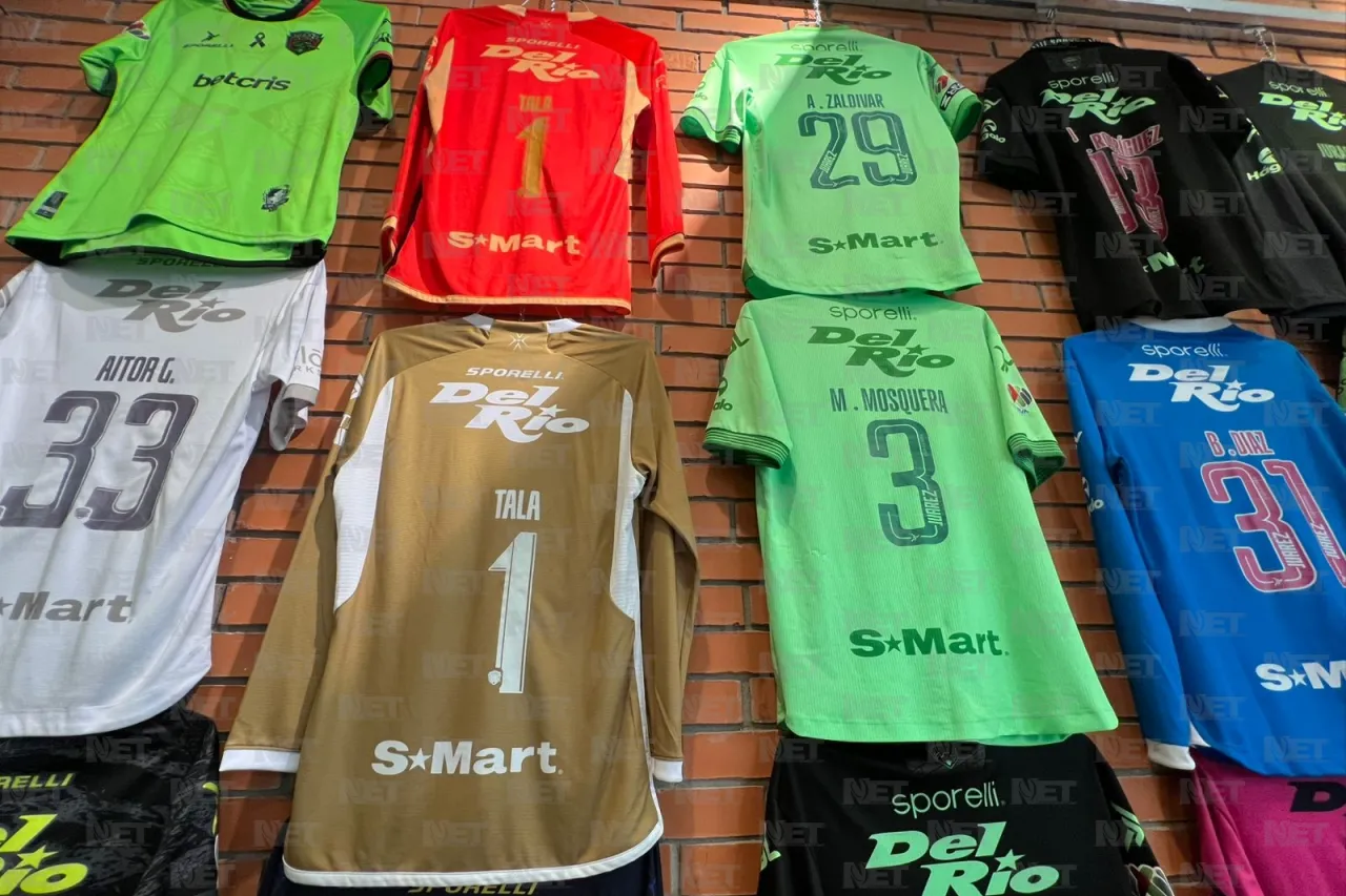 Inauguran exposición por los 10 años del FC Juárez en la Sala de Arte 'Tin Tan'