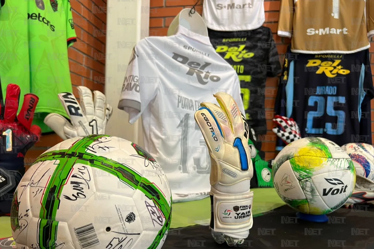Inauguran exposición por los 10 años del FC Juárez en la Sala de Arte 'Tin Tan'