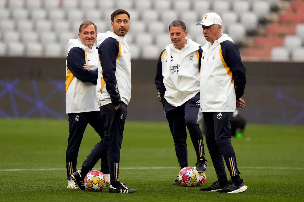 El hijo de Carlo Ancelotti, Davide, se une a Brasil como asistente técnico