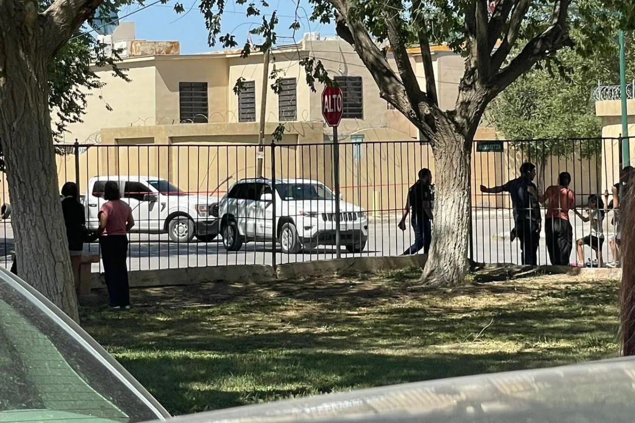 Balean a pareja en el fraccionamiento Los Portales