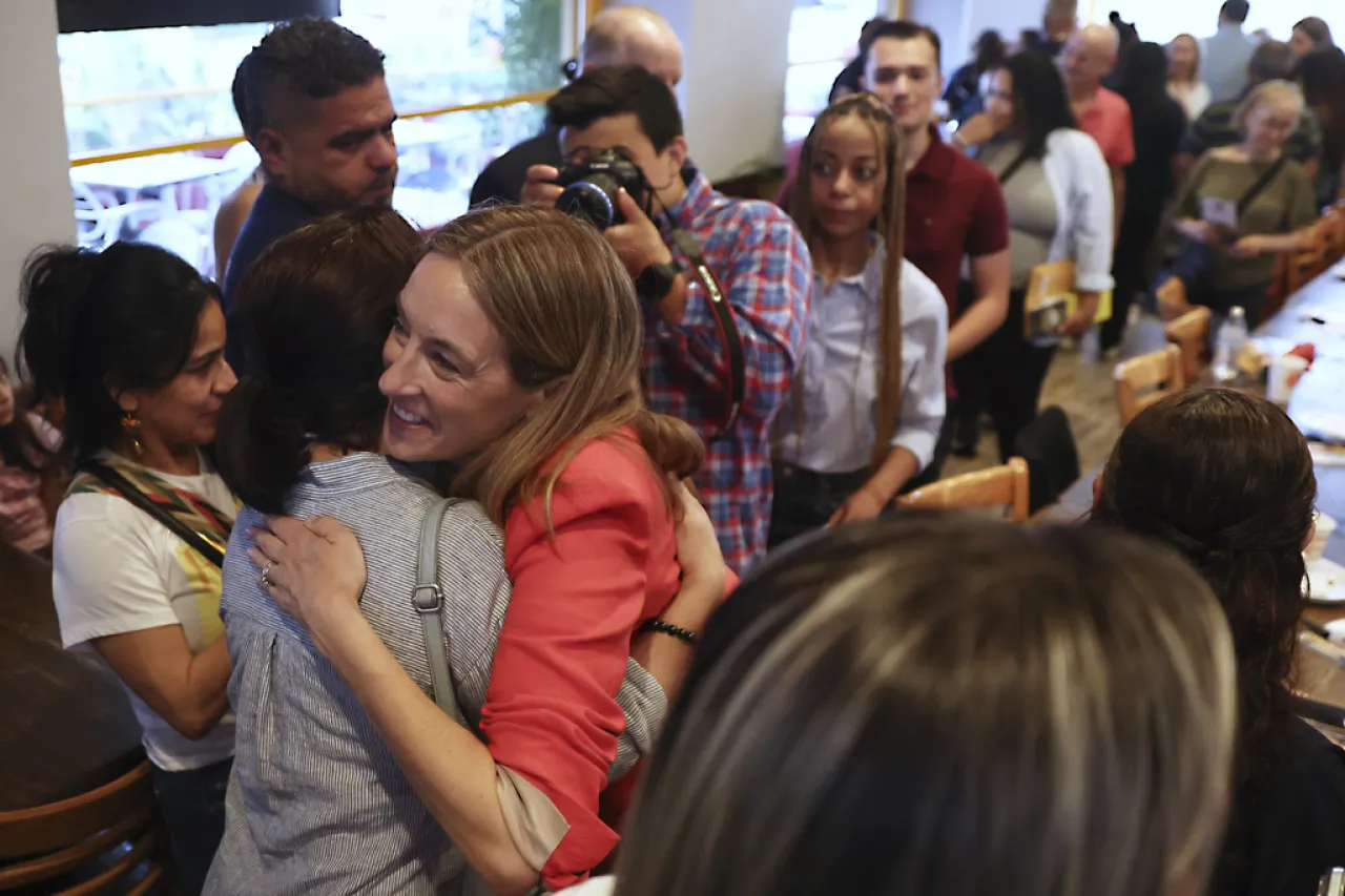 Elecciones en Nueva Jersey ponen a prueba esfuerzos demócratas con hispanos