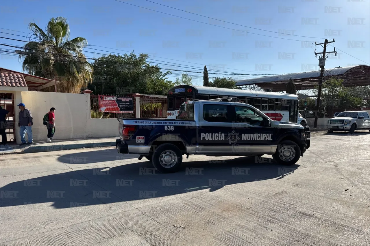 Cierran primaria por protesta: acusan ataques de perros y desvío de recursos