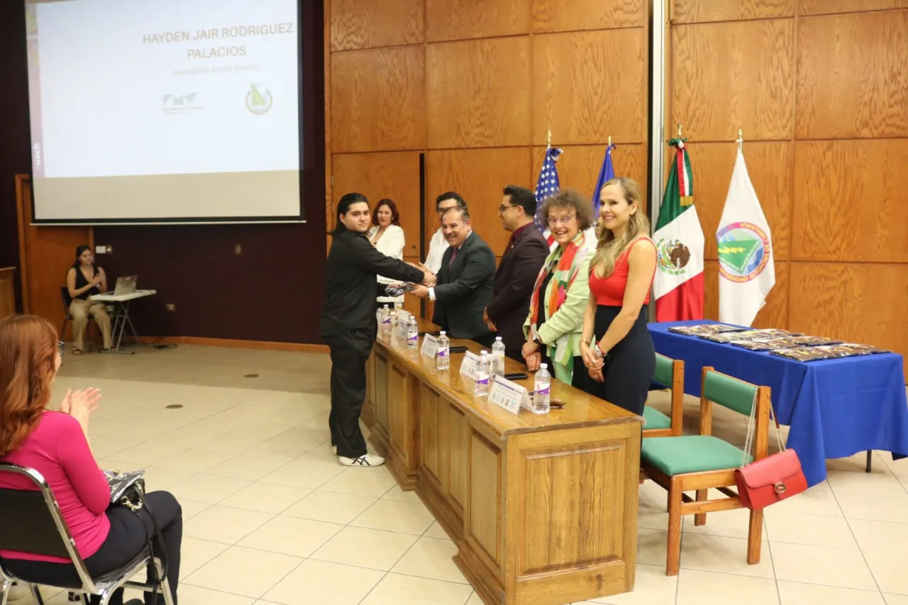 Cursarán 20 estudiantes de la UACh doble grado en Francia y Nuevo México
