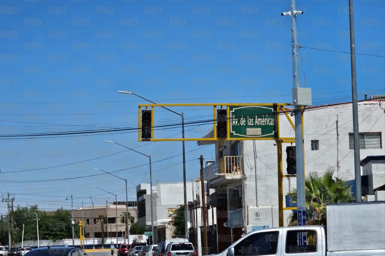 Sin semáforos en Américas y Hermanos Escobar