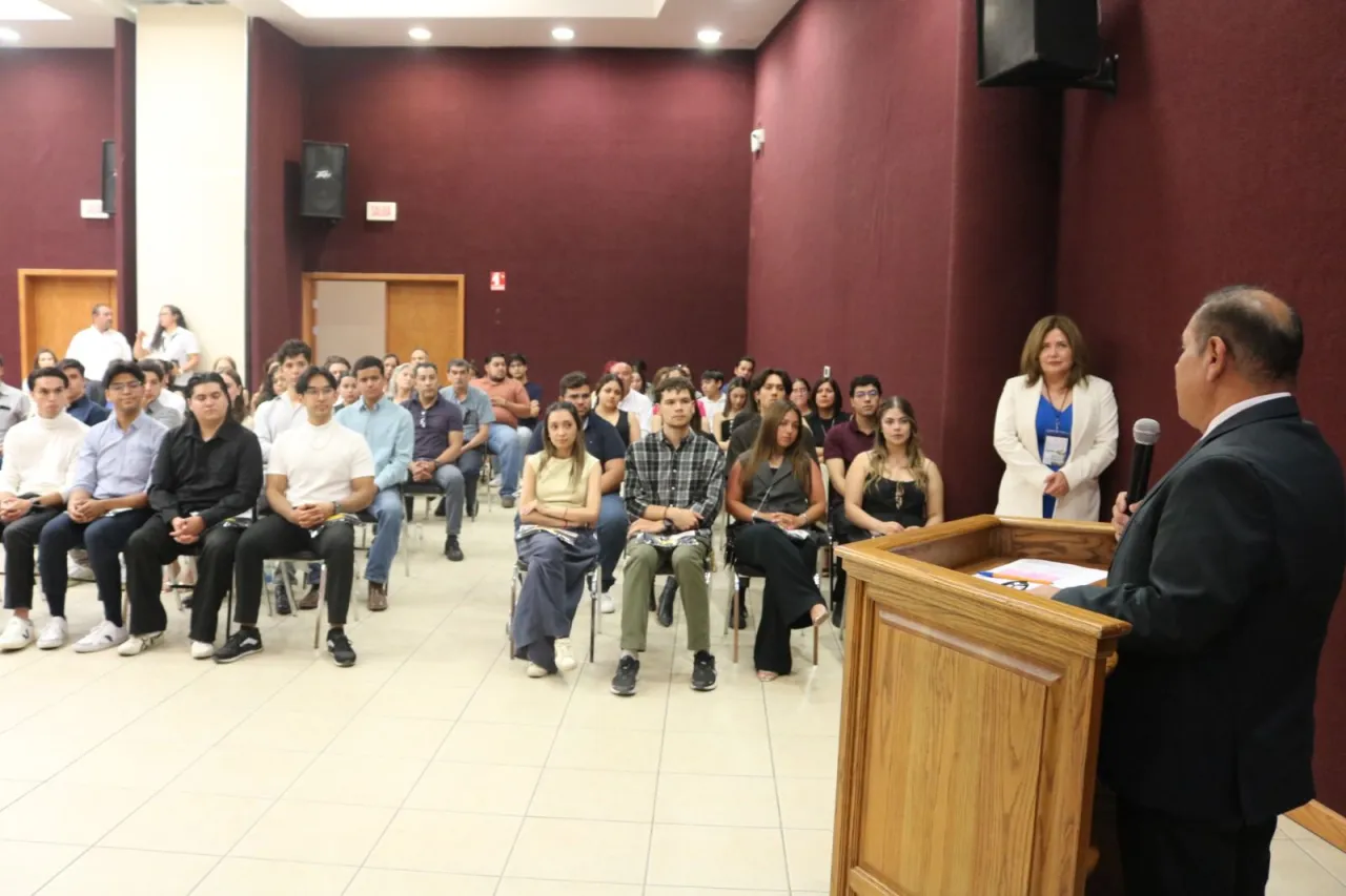 Cursarán 20 estudiantes de la UACh doble grado en Francia y Nuevo México