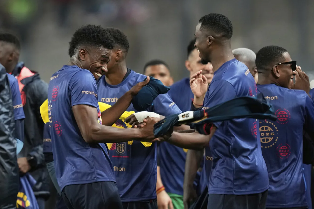 Ecuador rescata empate sin goles en Perú y logra su pase al Mundial