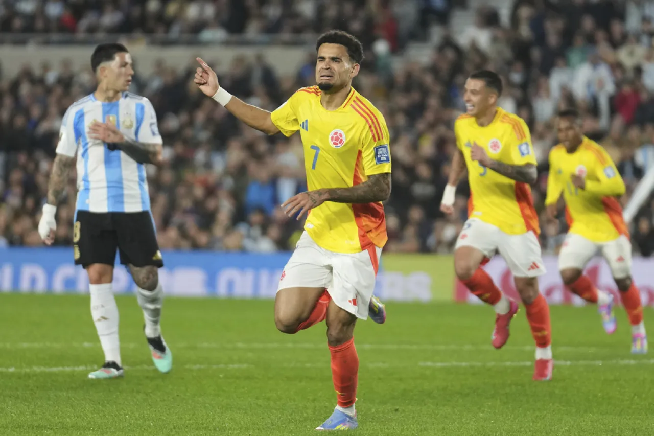 Argentina rescata empate ante Colombia por eliminatorias