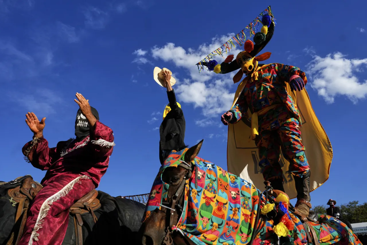 Colores y caballos: las mejores imágenes del festival de Cavalhadas