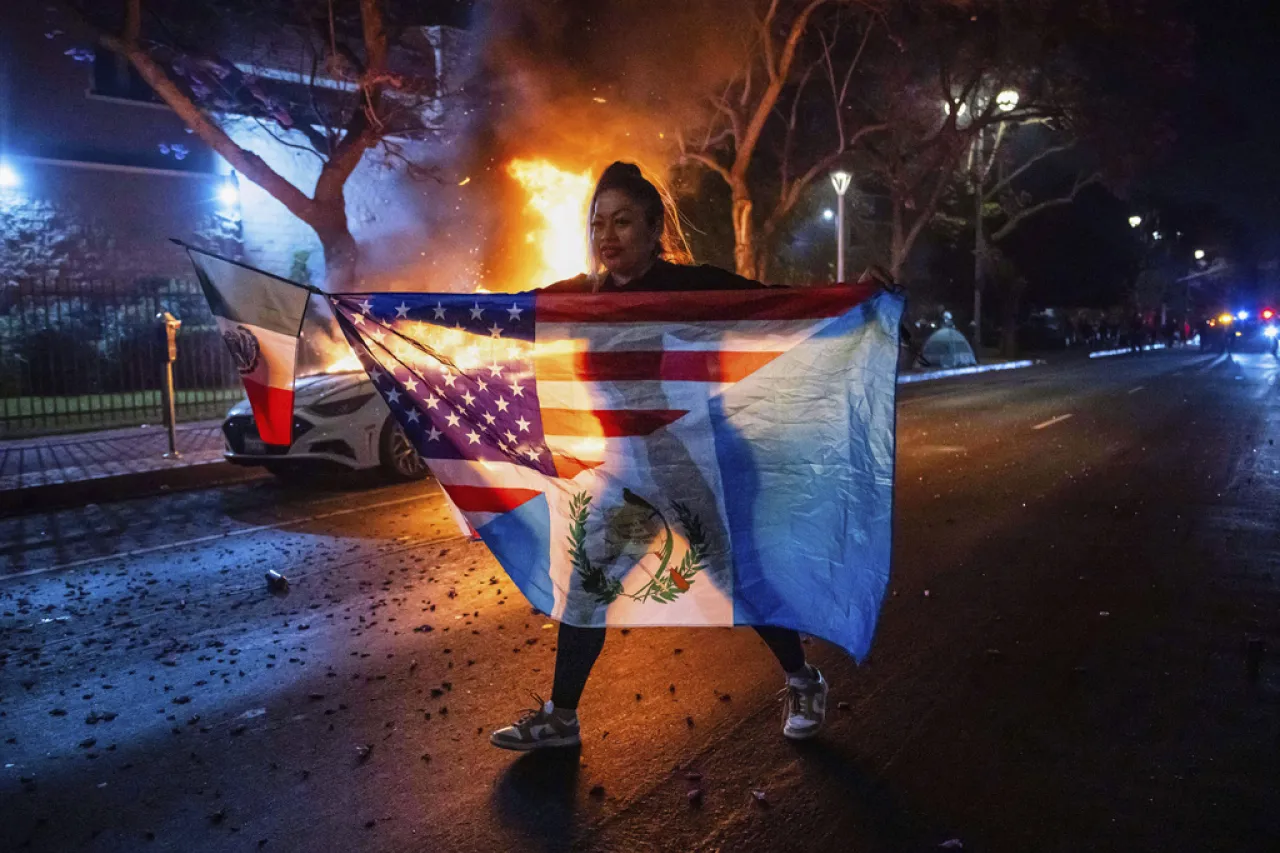 Envía Trump 700 marines a Los Ángeles tras protestas