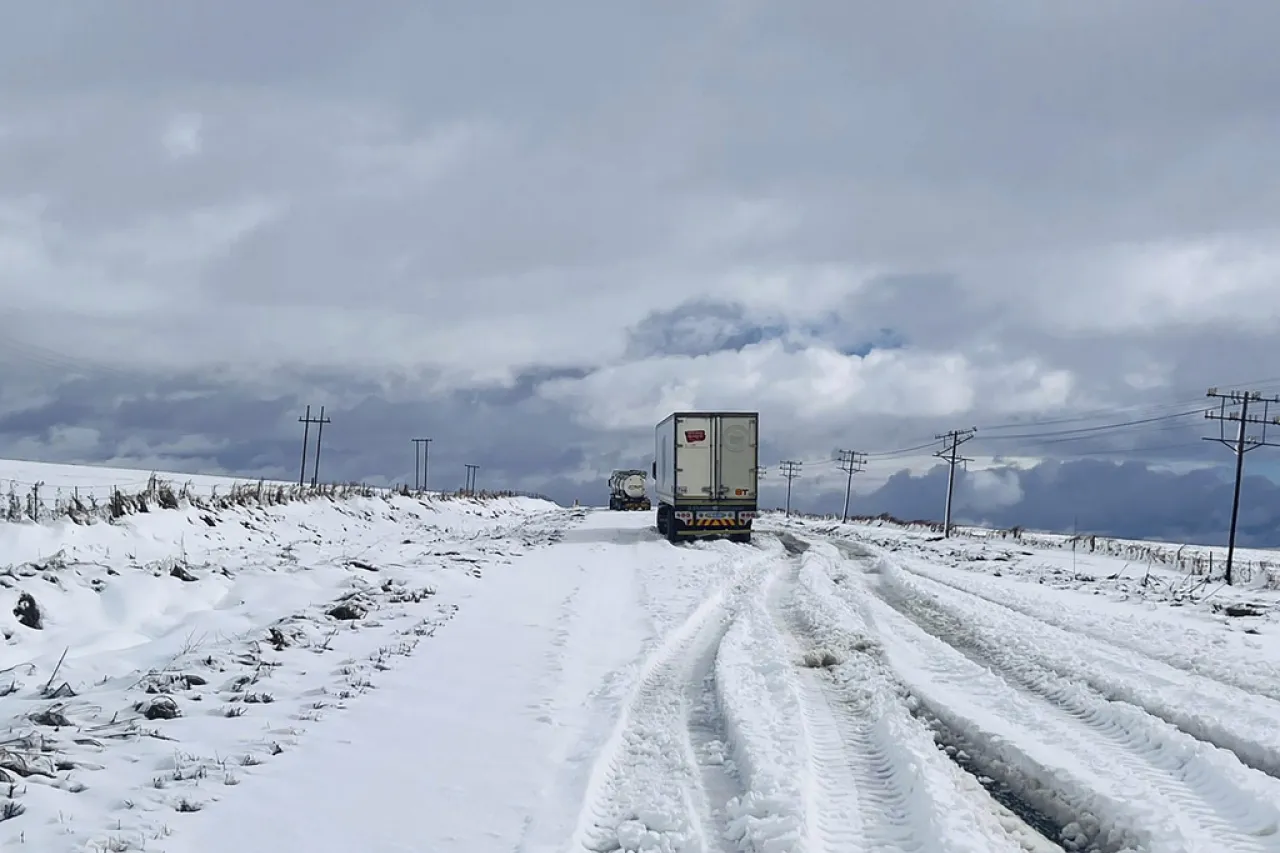 Inundaciones y nieve dejan al menos siete muertos en Sudáfrica