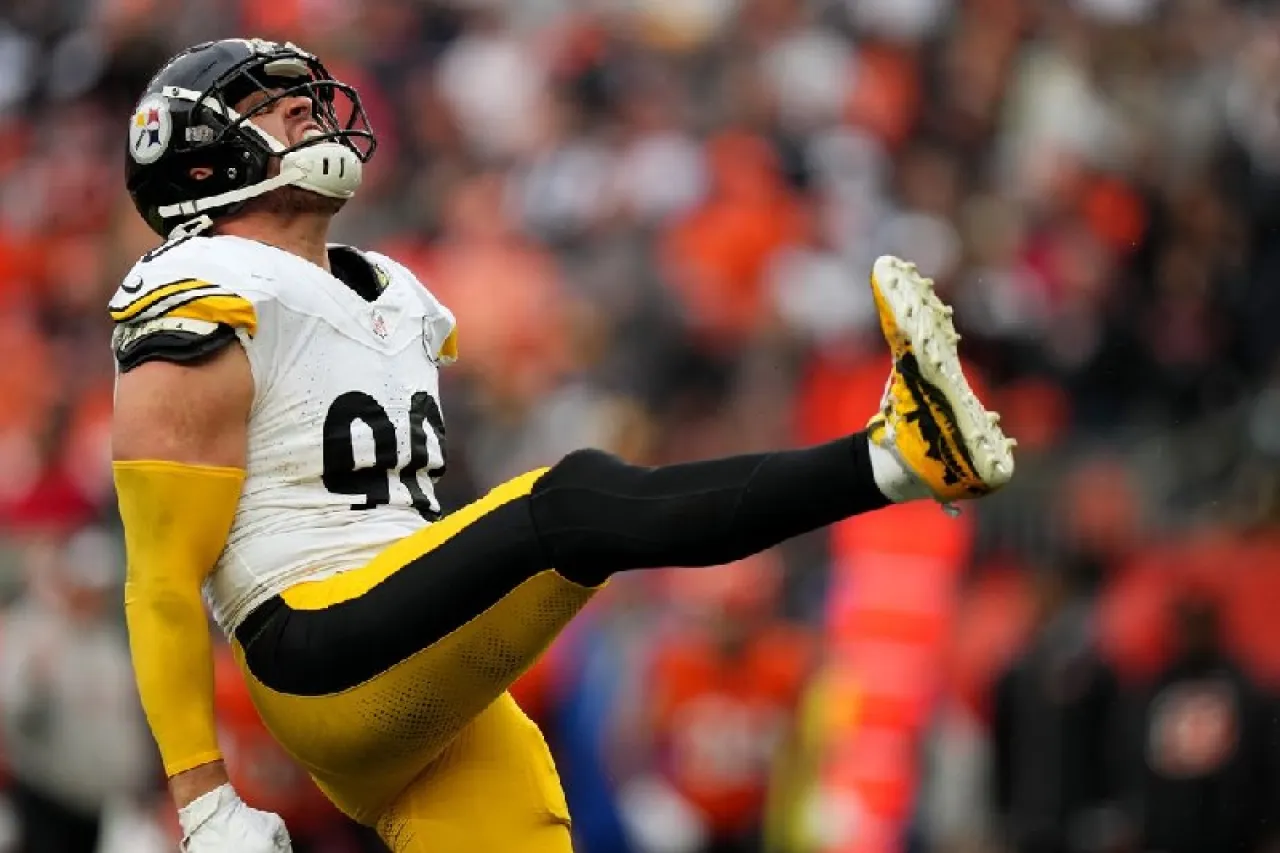 No quiso: T.J. Watt se ausenta de la pretemporada obligatoria de Steelers